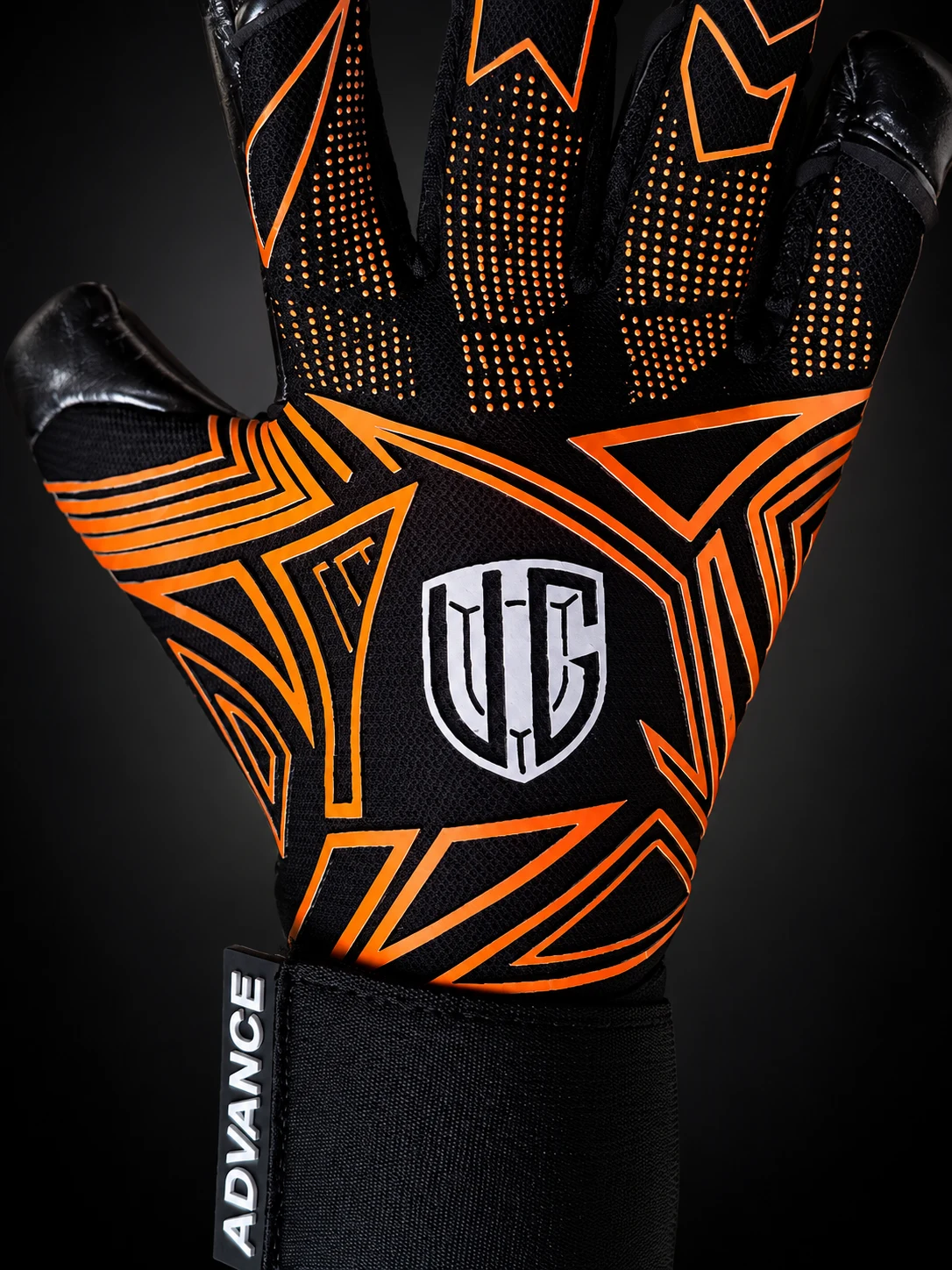 Advance Black Orange, detalle del dorso